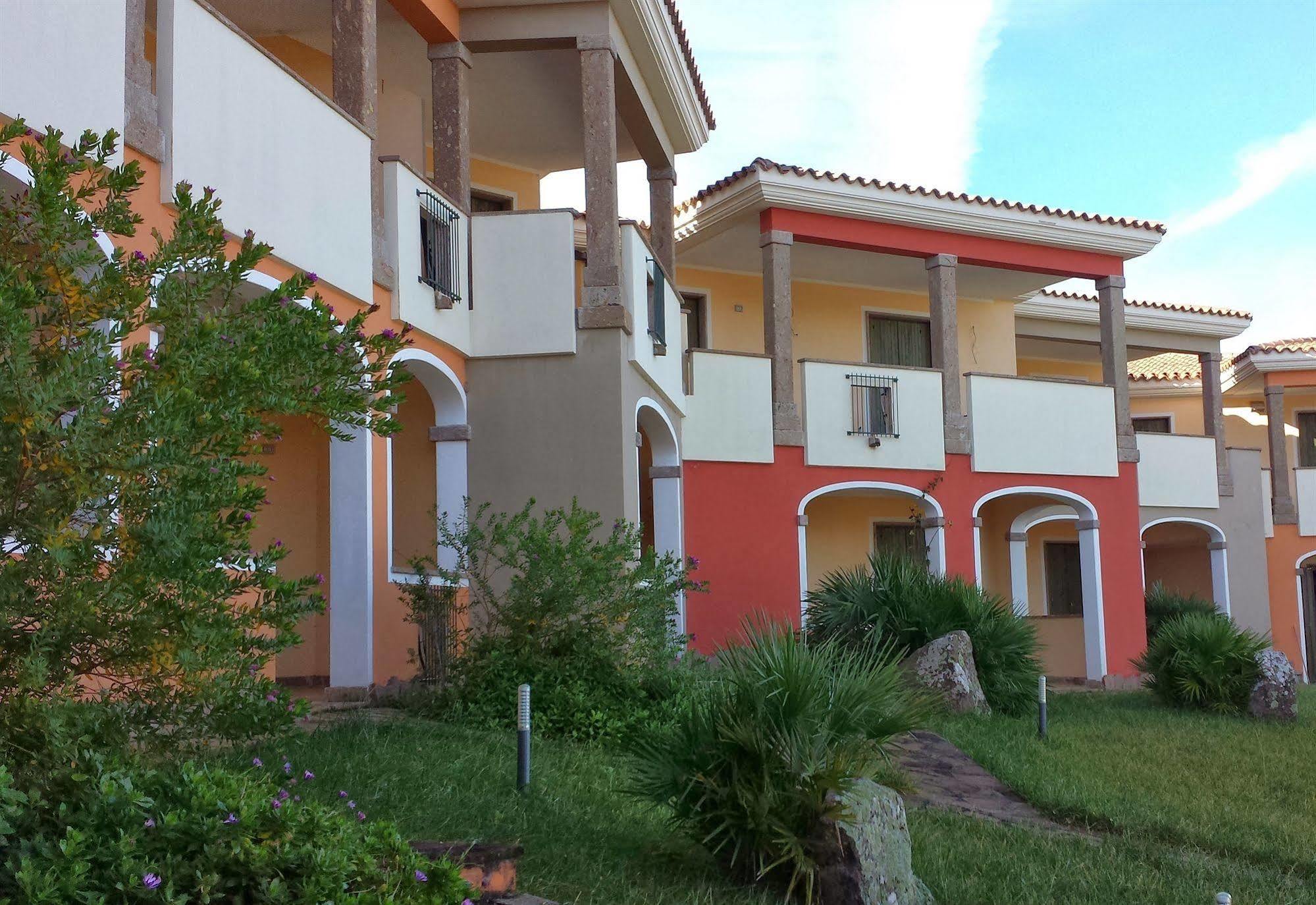 Residenza Le Farfalle Aparthotel Castelsardo Exterior photo